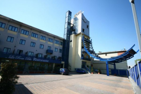 Отель Blu Hotel  Колленьо